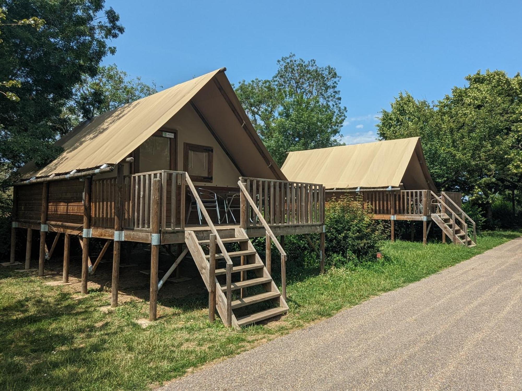 Camping Onlycamp La Confluence Savonnières Exteriör bild