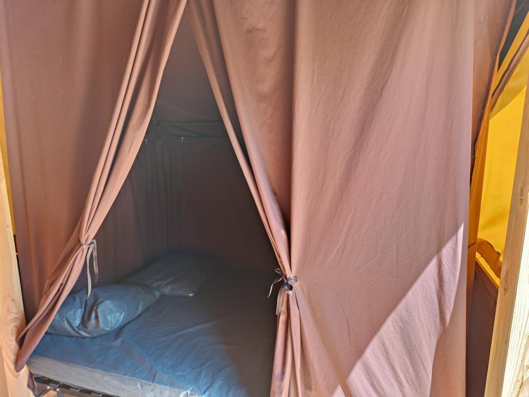 Camping Onlycamp La Confluence Savonnières Exteriör bild